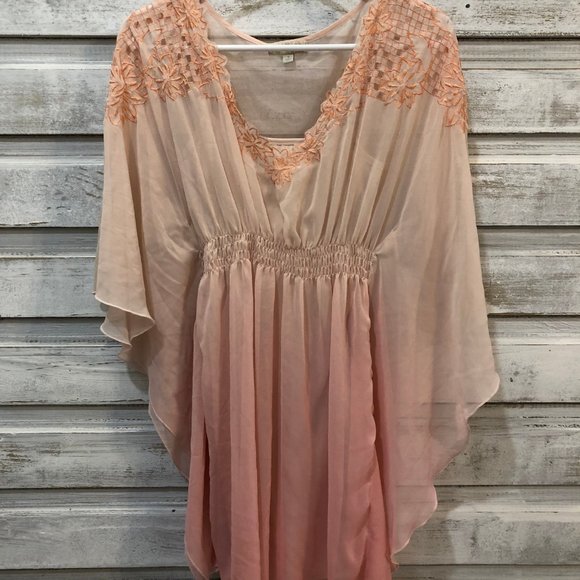Gianni Bini Juniors Pink Sheer Ombre Dress - Picture 2 of 6
